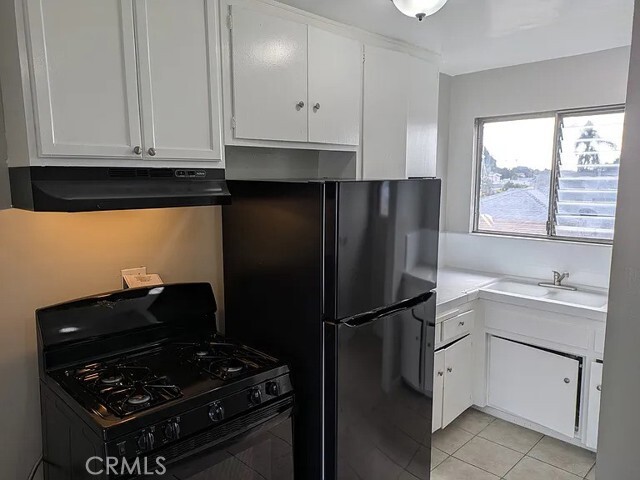 Building Photo - 5847 Denver Ave