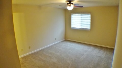 Building Photo - 648 Friars Ln