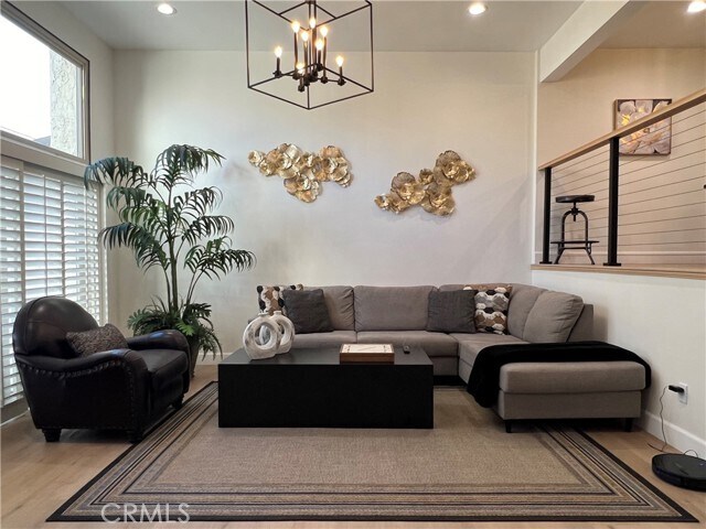 Foto del edificio - 6242 Nita Ave