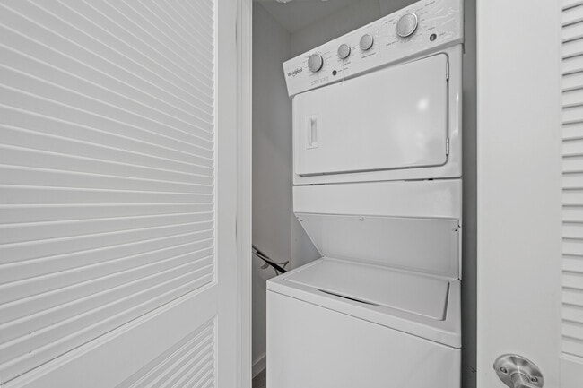 Building Photo - TFG 117-121 Prospect Urban Renewal