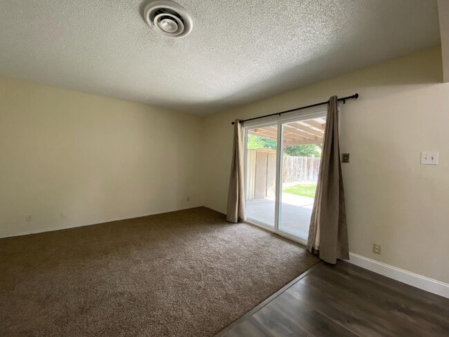 Foto del edificio - 2609 W Griffith Way