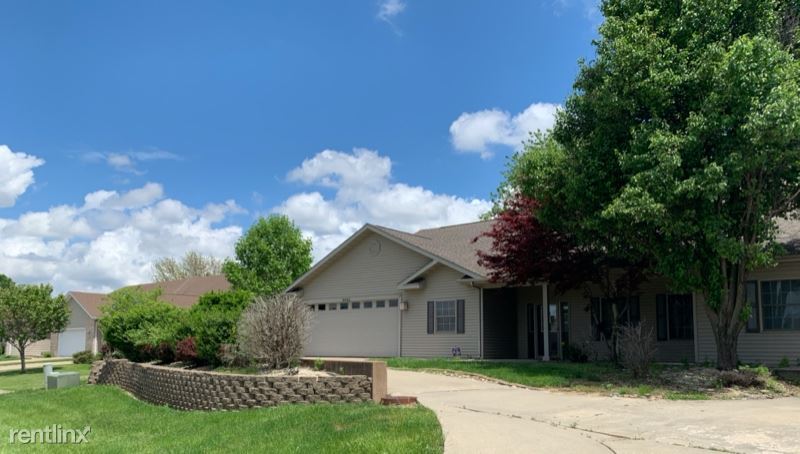 Primary Photo - 4 br, 2 bath House - 4440 Harvard Dr