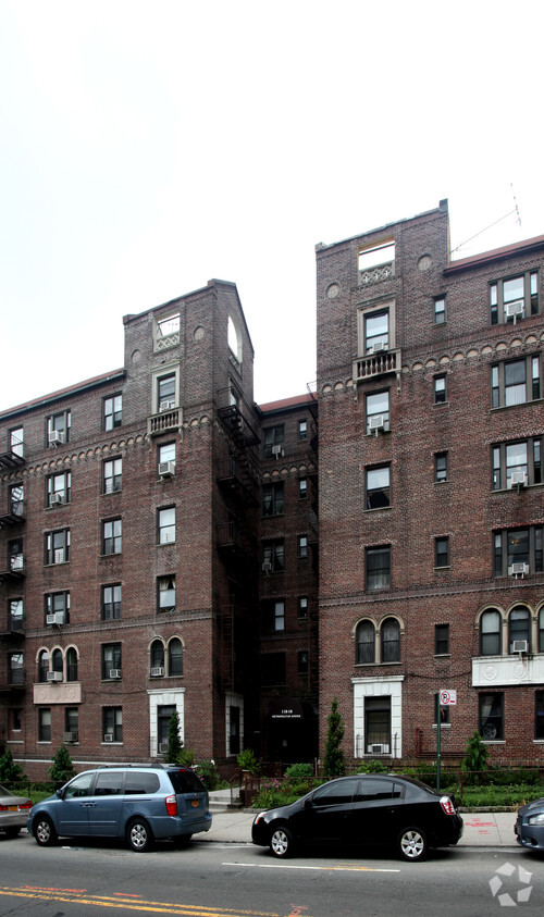 Building Photo - 118-18 Metropolitan Ave