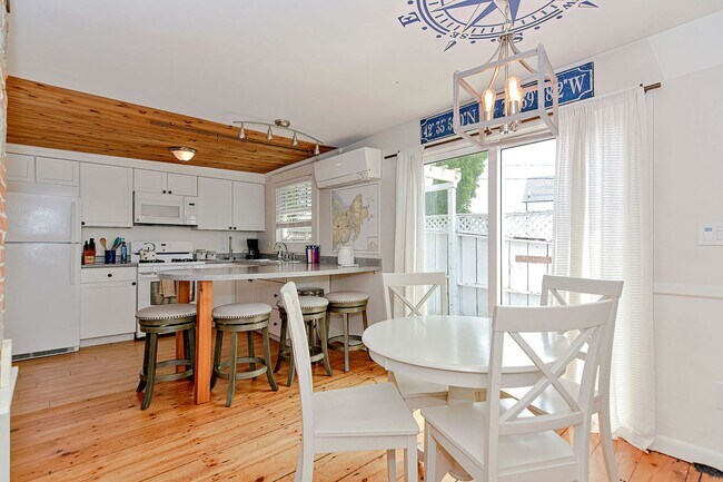 Foto del edificio - WINTER RENTAL: Changes In Latitude (Dogs Welcome!)