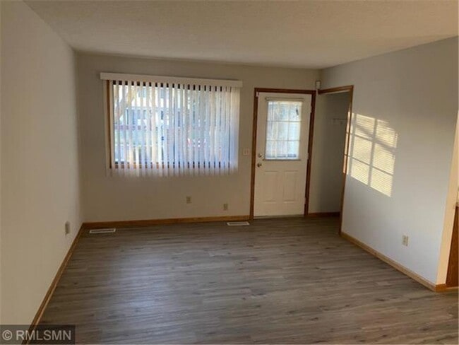 Building Photo - 2614 Brookdale Ln