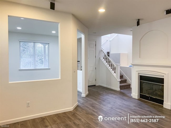 Building Photo - 4 br, 2.5 bath House - 658 Woodland Terrace -
