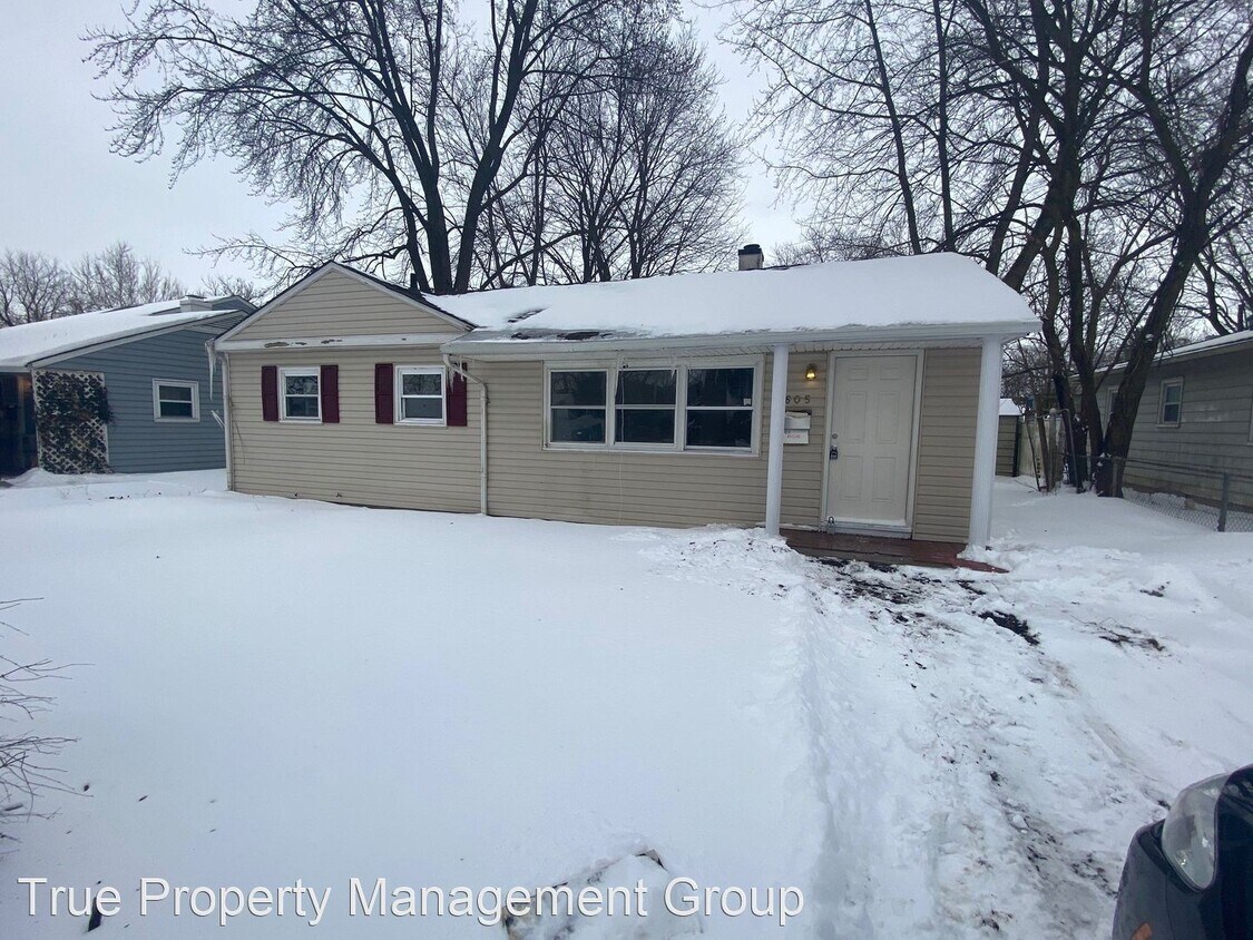 Foto principal - 3 br, 1 bath House - 4605 Woodcroft Avenue