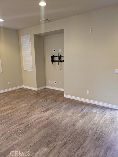 Foto del edificio - 42945 Avenida Amistad