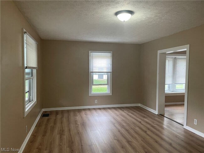 Building Photo - 505 Beulah Ave