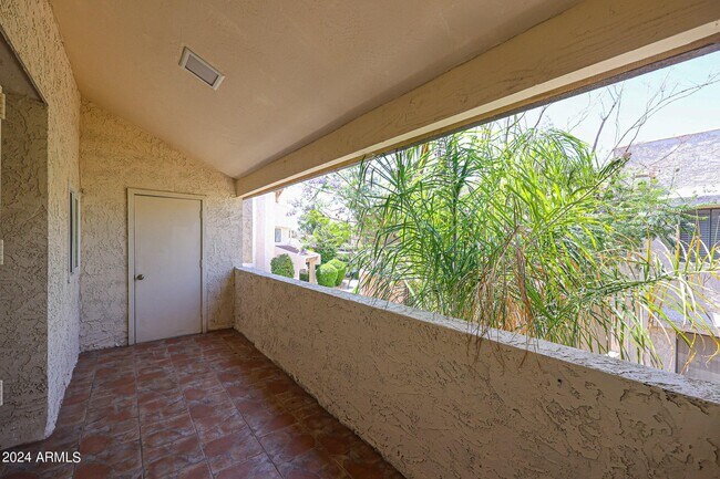 Foto del edificio - 11026 N 28th Dr