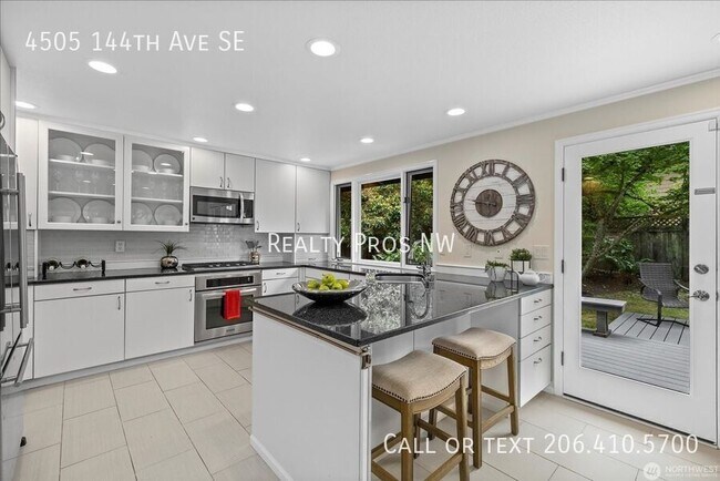 Foto del edificio - 4505 144th Ave SE