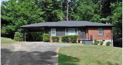 Building Photo - 2113 Seavey Dr