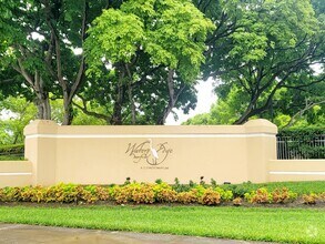 Building Photo - 611 Cypress Lake Blvd