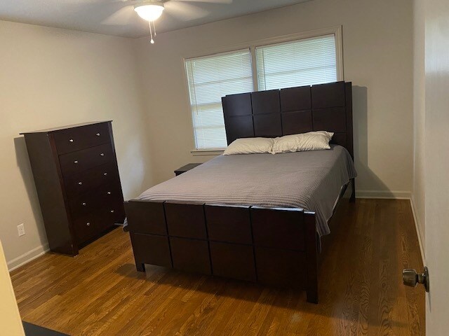 Dormitorio - 2147 Perkerson Rd SW