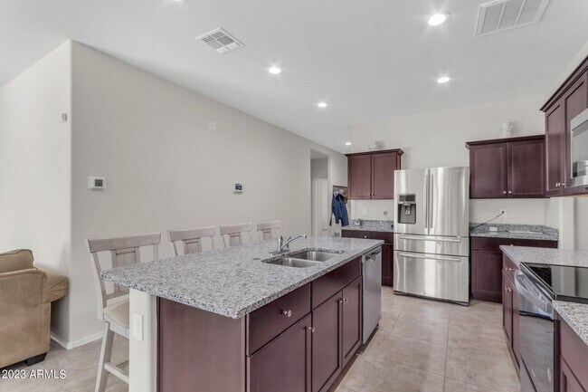 Building Photo - 24591 Barn Cir