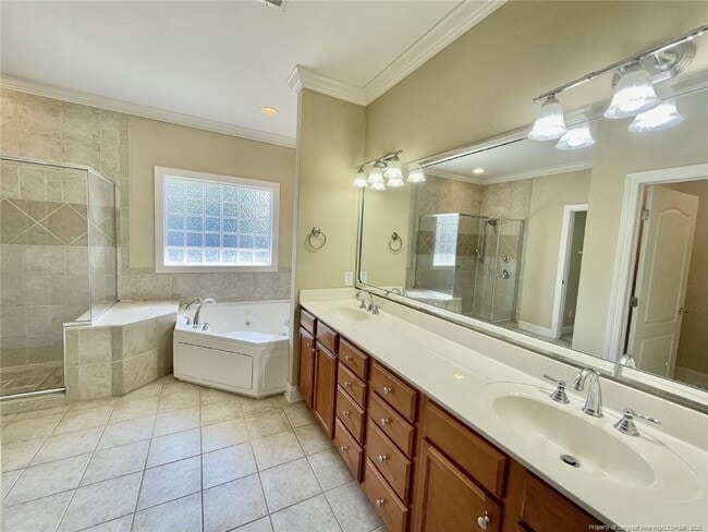 Building Photo - 1931 Dante Ln