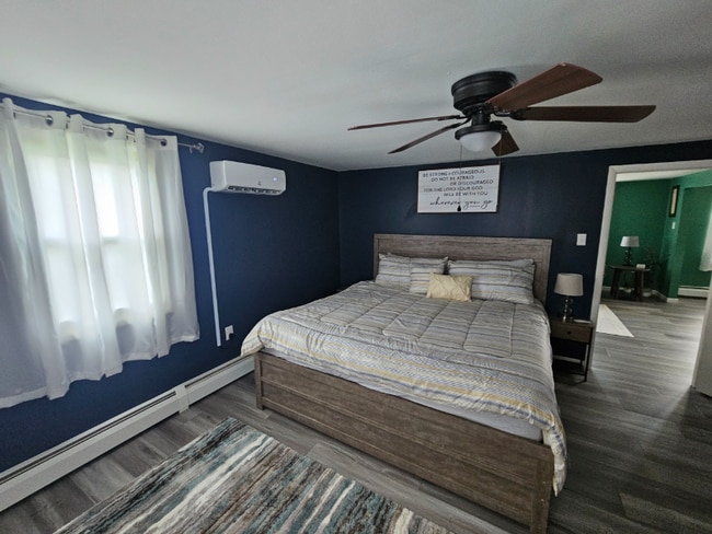 Foto del edificio - 323 E 2nd Ave