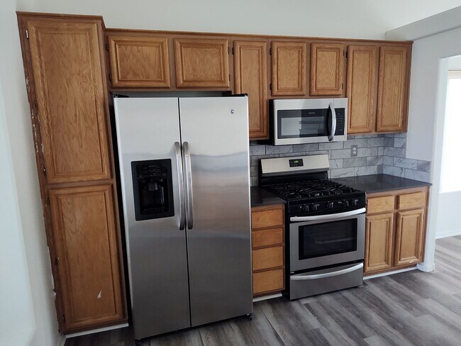 Foto del edificio - Cozy 2 Bedroom 2 Bathroom with office area