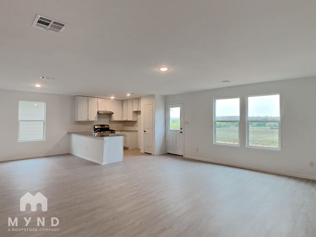 Building Photo - 9007 Lunar Cove