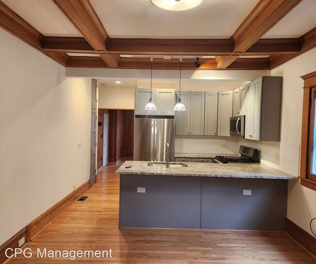 Building Photo - 2 br, 2 bath House - 136 Elgin #1