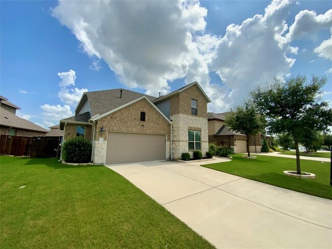 Building Photo - 3307 Columbus Way
