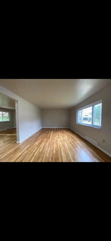 Building Photo - 356 Frazier Dr