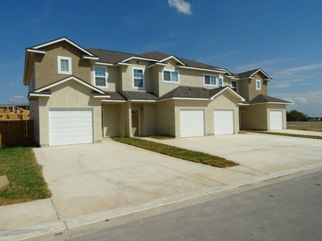 Building Photo - 16906 Dancing Ava #2, Selma, TX 78154