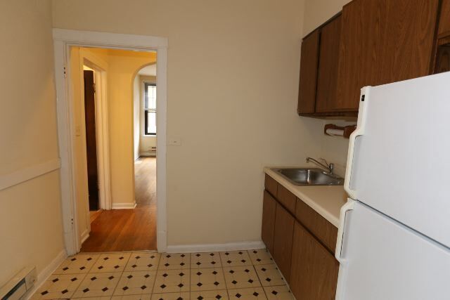 Foto del edificio - 714 W Barry Ave