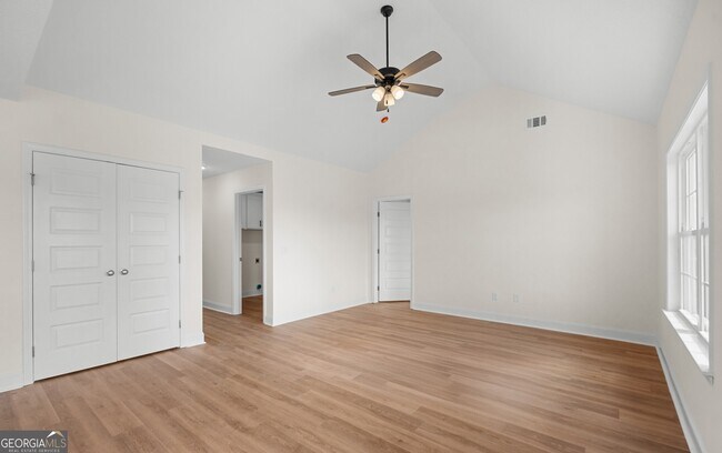 Building Photo - 112 Enclave Ct