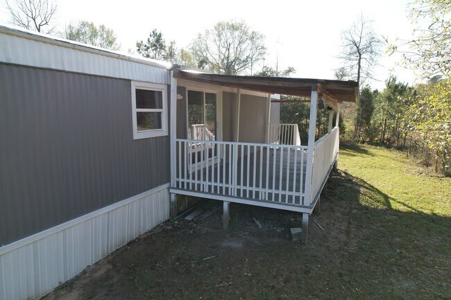 Building Photo - 16428 Jireh Rd
