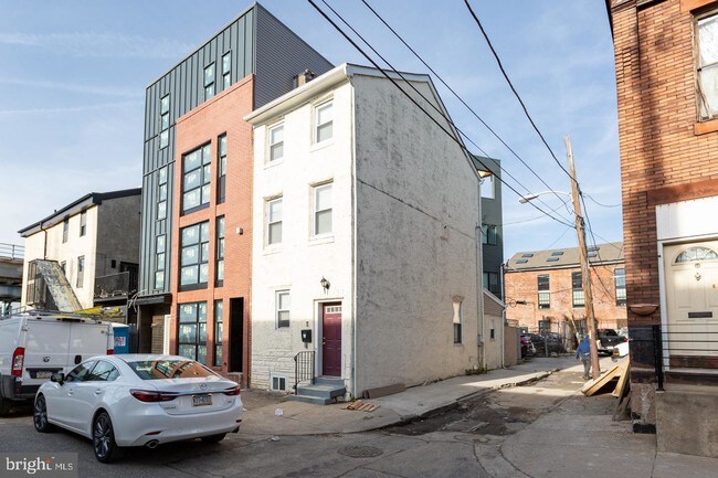 Building Photo - 11 Jefferson St