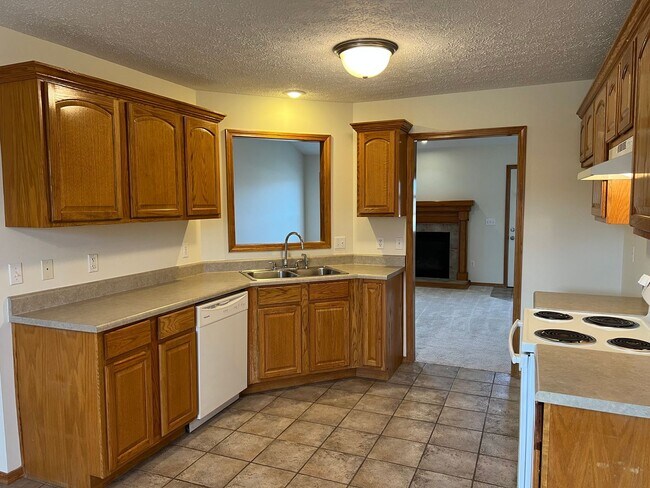 Foto del edificio - Corner Lot in The Rivers, Ozark