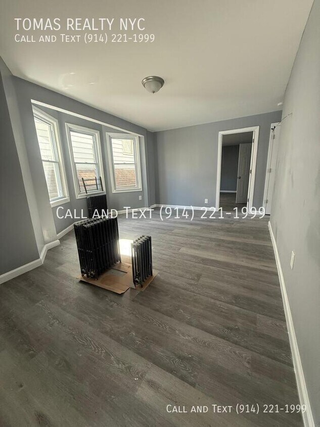 Photo - 76 Bruce Ave-