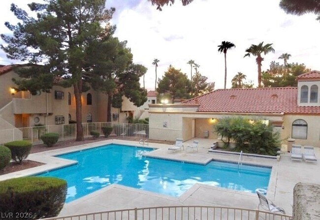 Building Photo - 2970 Juniper Hills Blvd