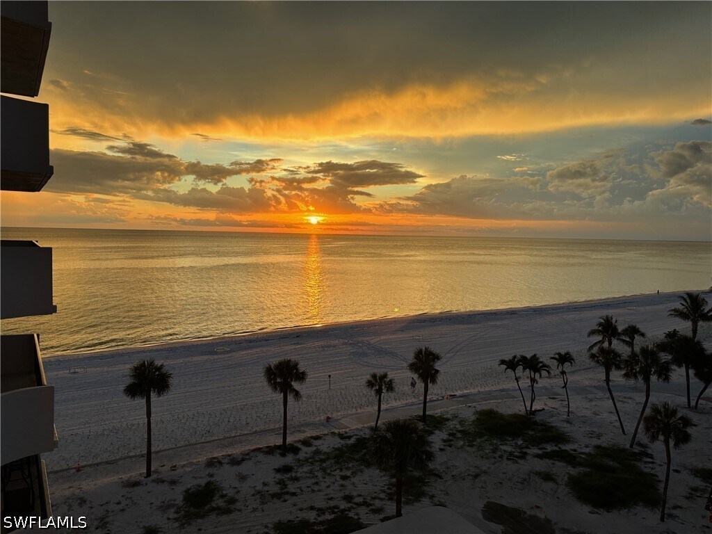 Foto del edificio - 4005 Gulf Shore Blvd N