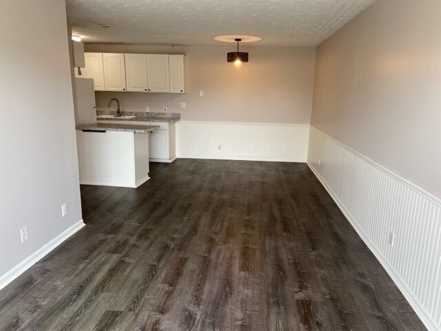 Sala de estar/comedor - 247 W Union St