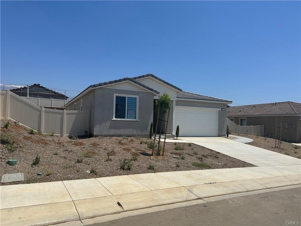 Primary Photo - 5135 Hummingbird Wy