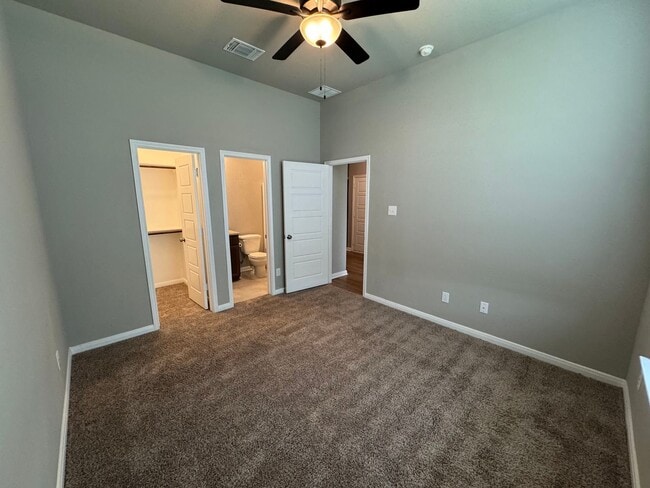 Building Photo - 1312 Dowdy Dr