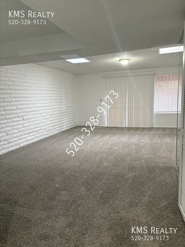 Foto del edificio - 610 S Pantano Rd