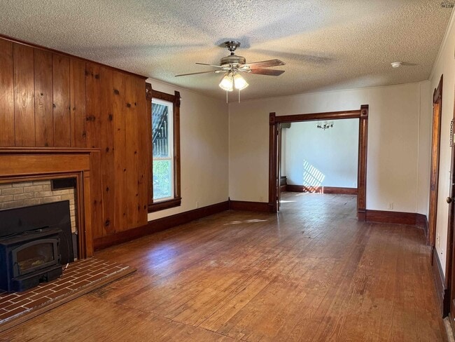 Building Photo - 116 W North St