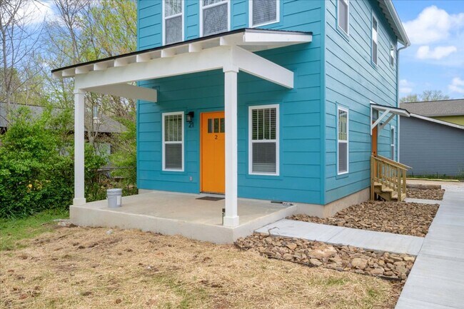 Foto del edificio - Brand New Cottage close to downtown and U ...