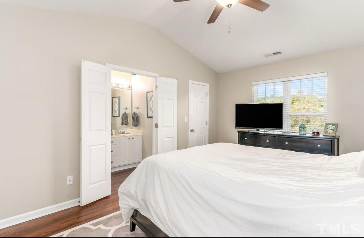 Foto principal - 5924 Osprey Cove Dr