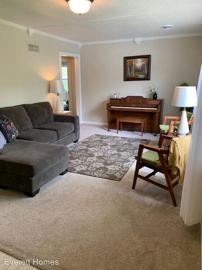 Foto del edificio - 3 br, 2 bath House - 2059 East Cinderella St