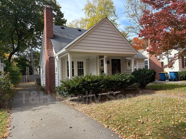 Building Photo - 5946 Haverford Ave