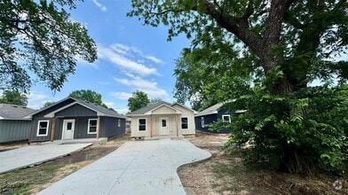 Building Photo - 216 N 13th St