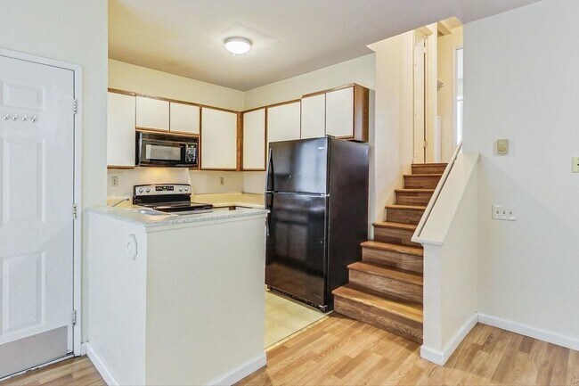 Building Photo - 2BD/2BA in Ideal El Sobrante Location! In ...