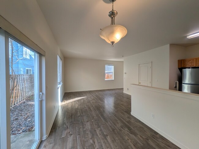 Building Photo - 20082 Beth Ave