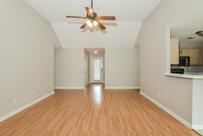 Building Photo - 6967 Naples Dr