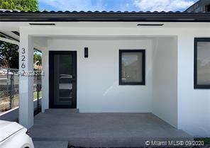 Building Photo - 3262 SW 23rd Ter