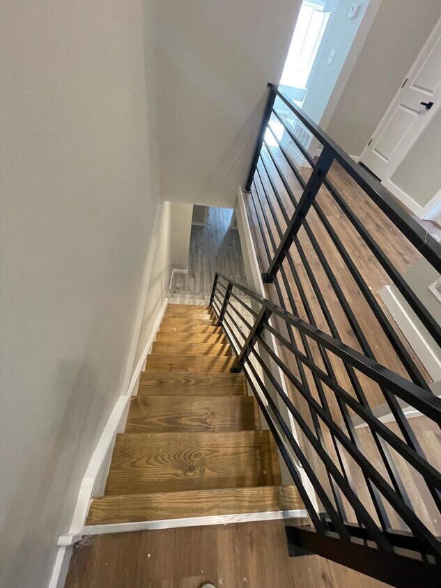 Foto principal - 2903 W Girard Ave